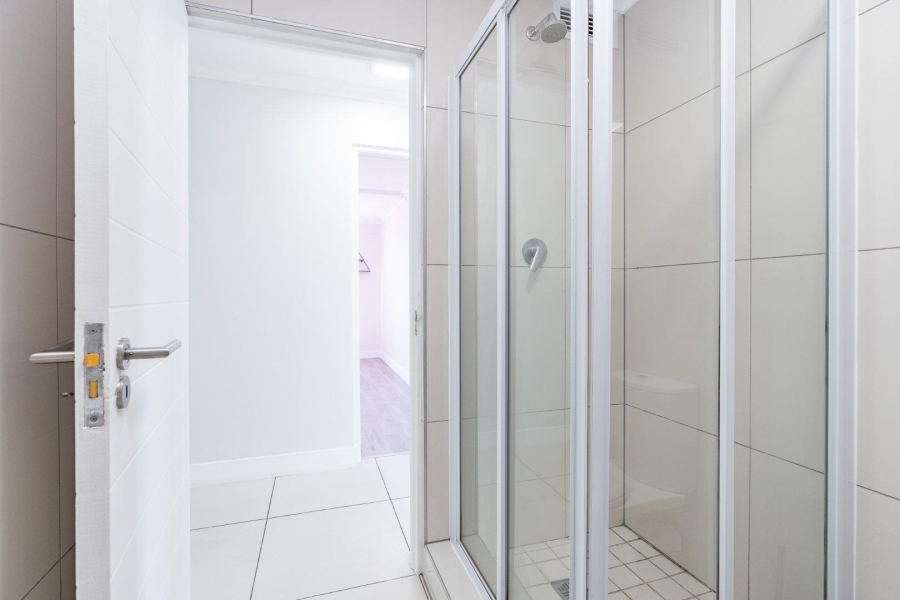 To Let 2 Bedroom Property for Rent in Zonnebloem Western Cape